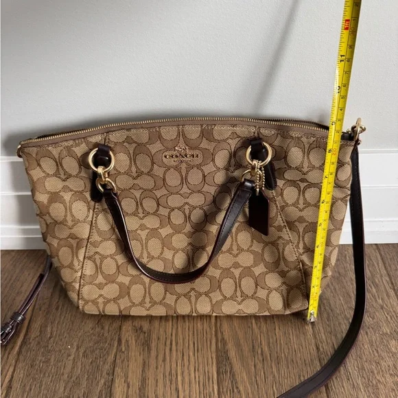 Coach Khaki Signature Canvas Shoulder Bag with Chestnut Trim - Picture 5 of 5
